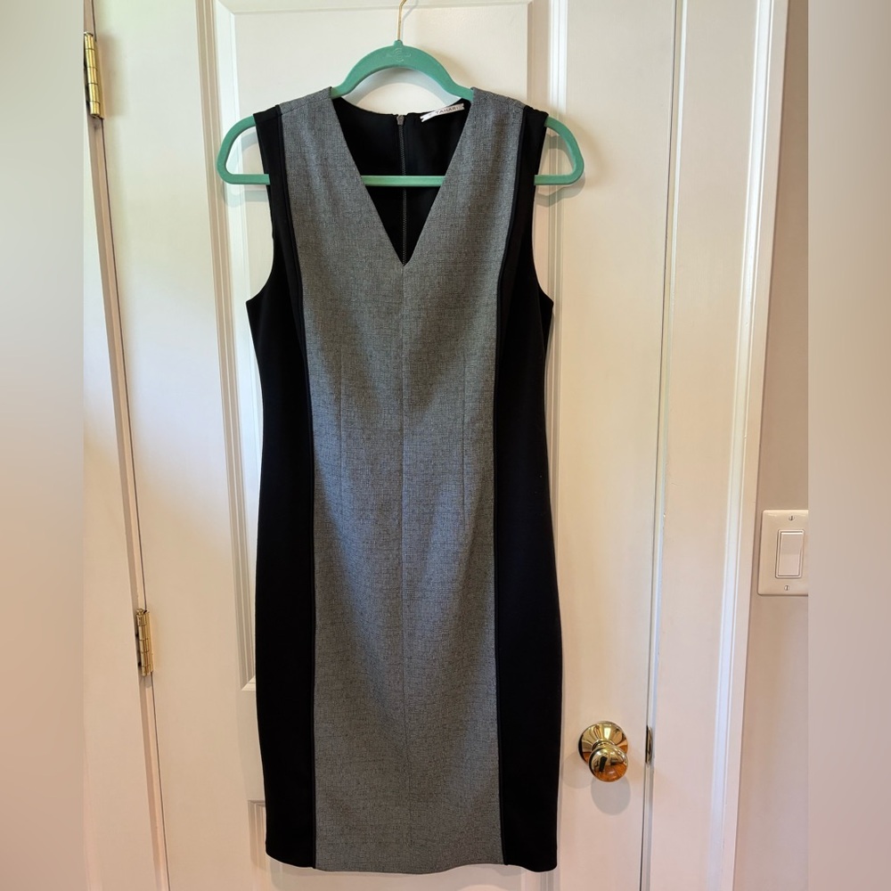 Tahari Sleeveless Colorblock Sheath Dress - Gray/Black 1 size 8